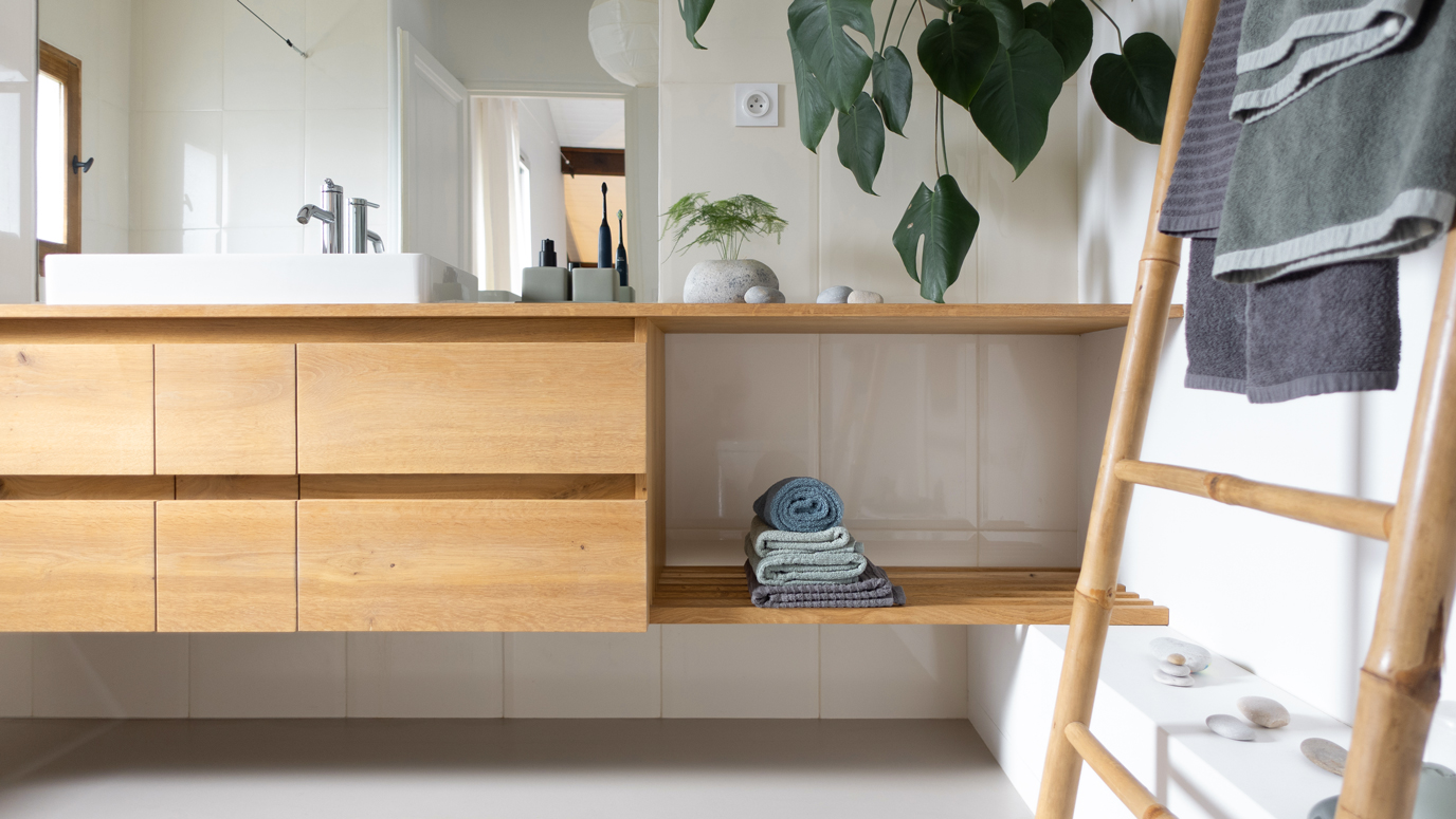 vanity fa... eh... bathroom