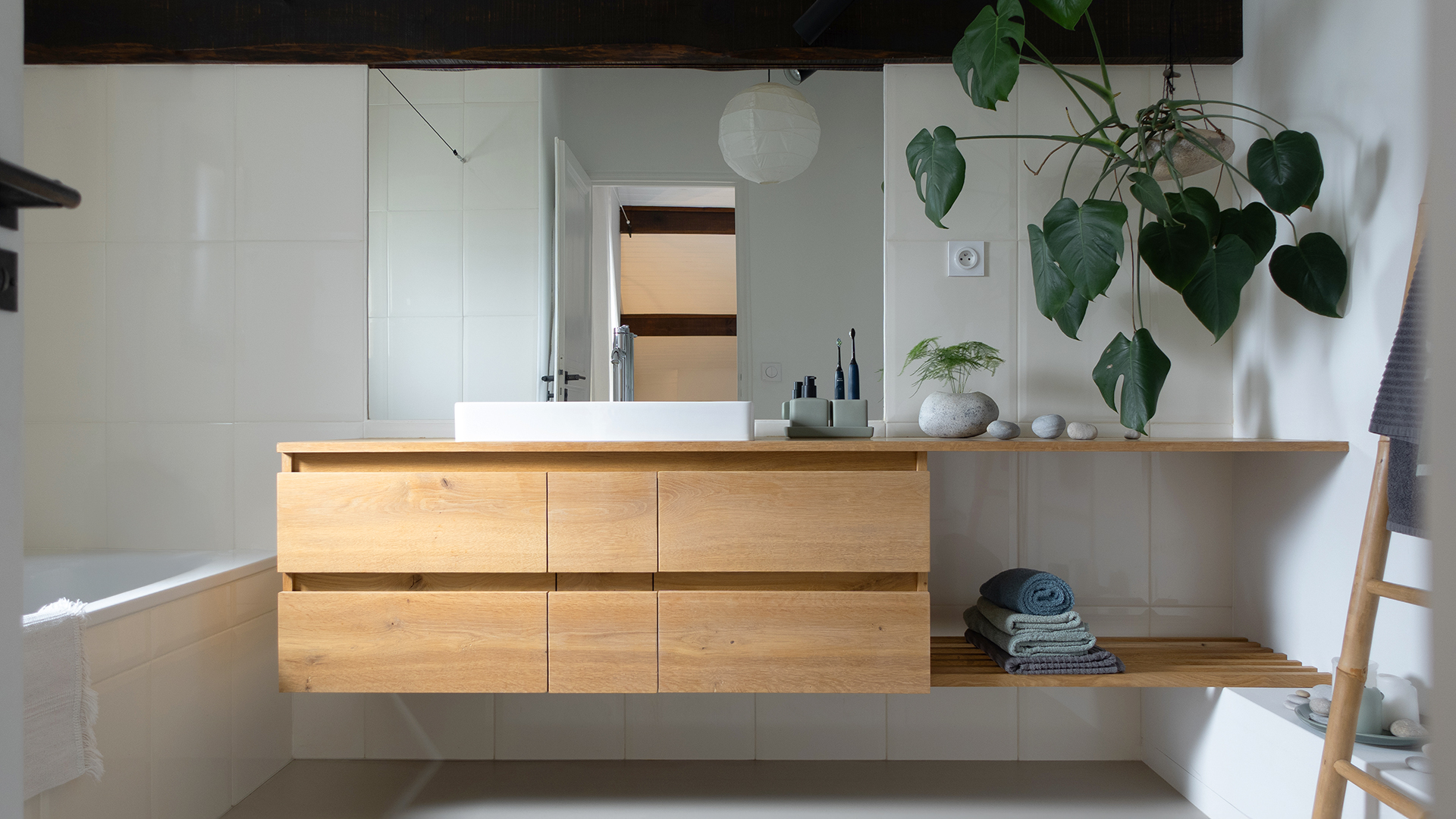 bath-vanity-by-janhomann-COVER01