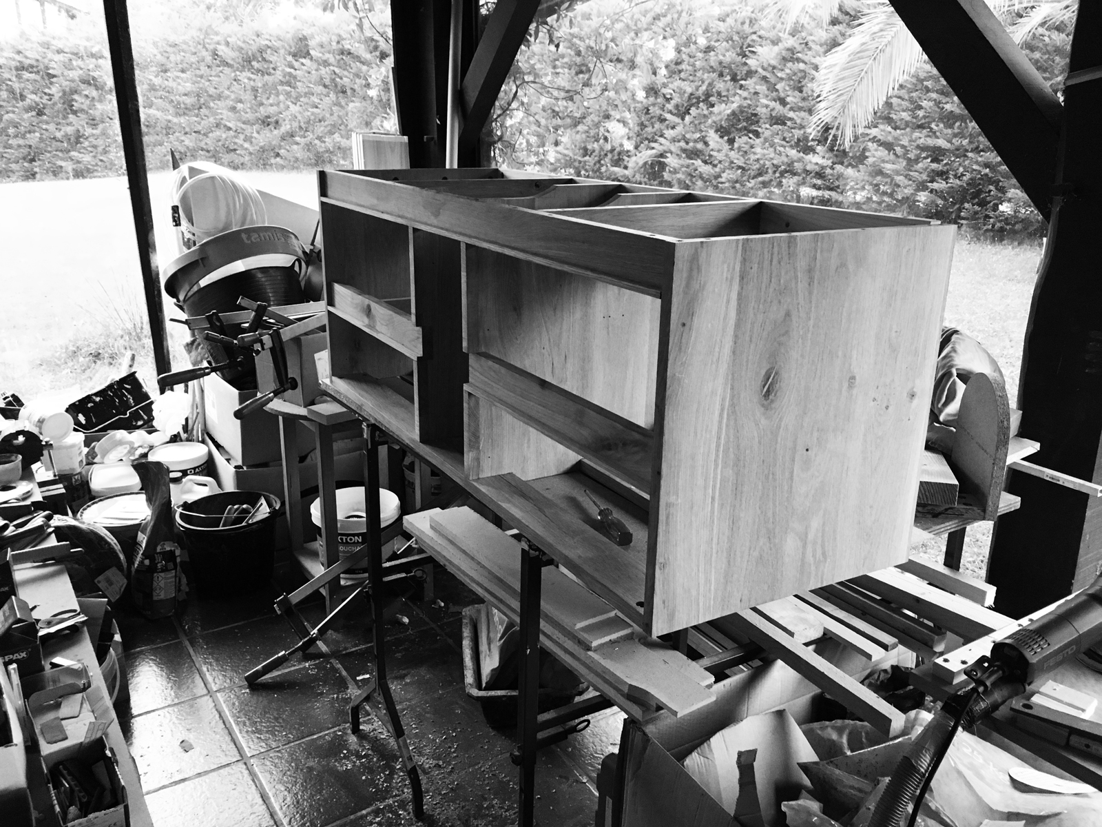 bathroom-vanity-by-janhomann_making-off_03