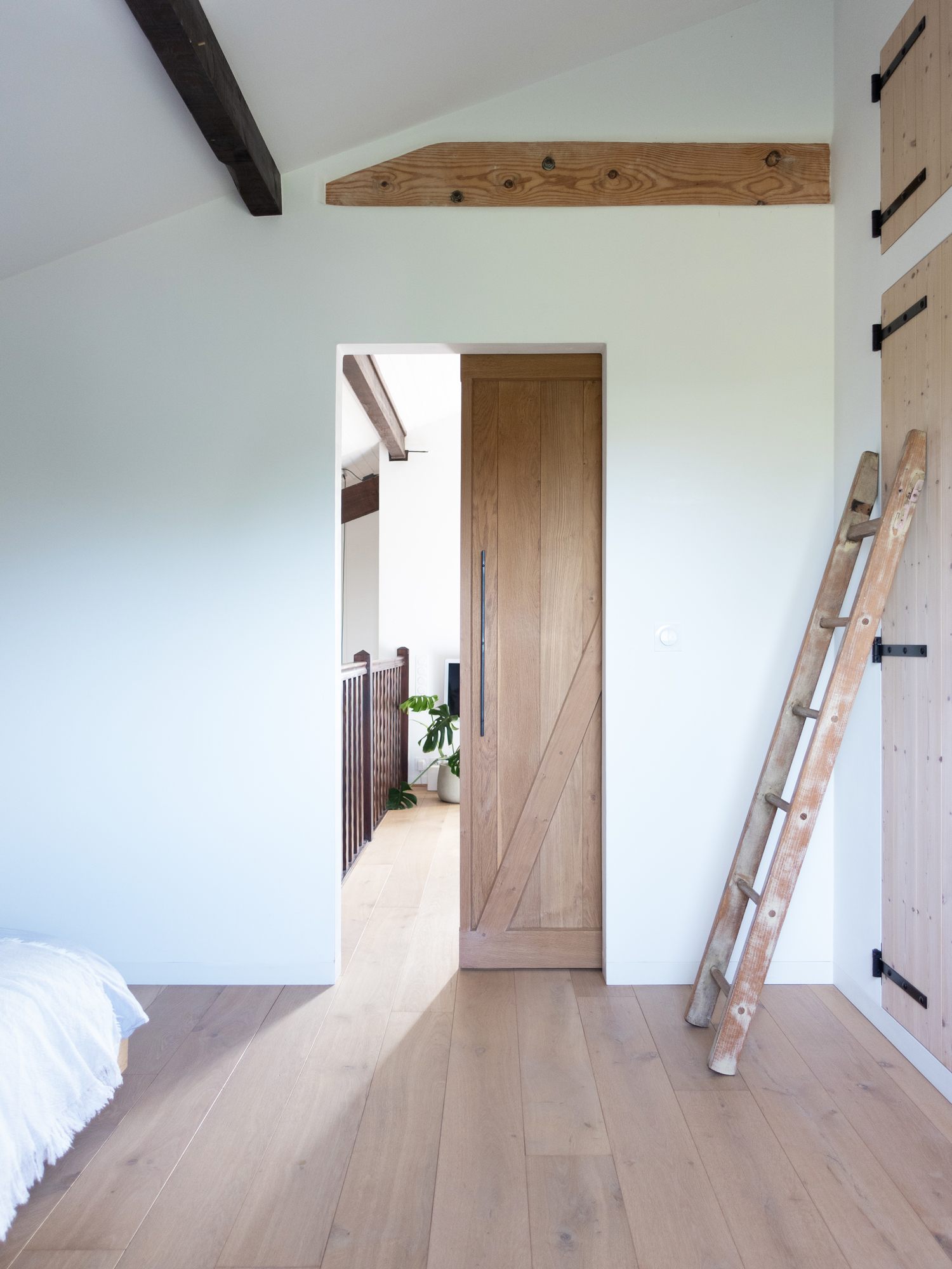 the-door-I-by-janhomann_01_slider00